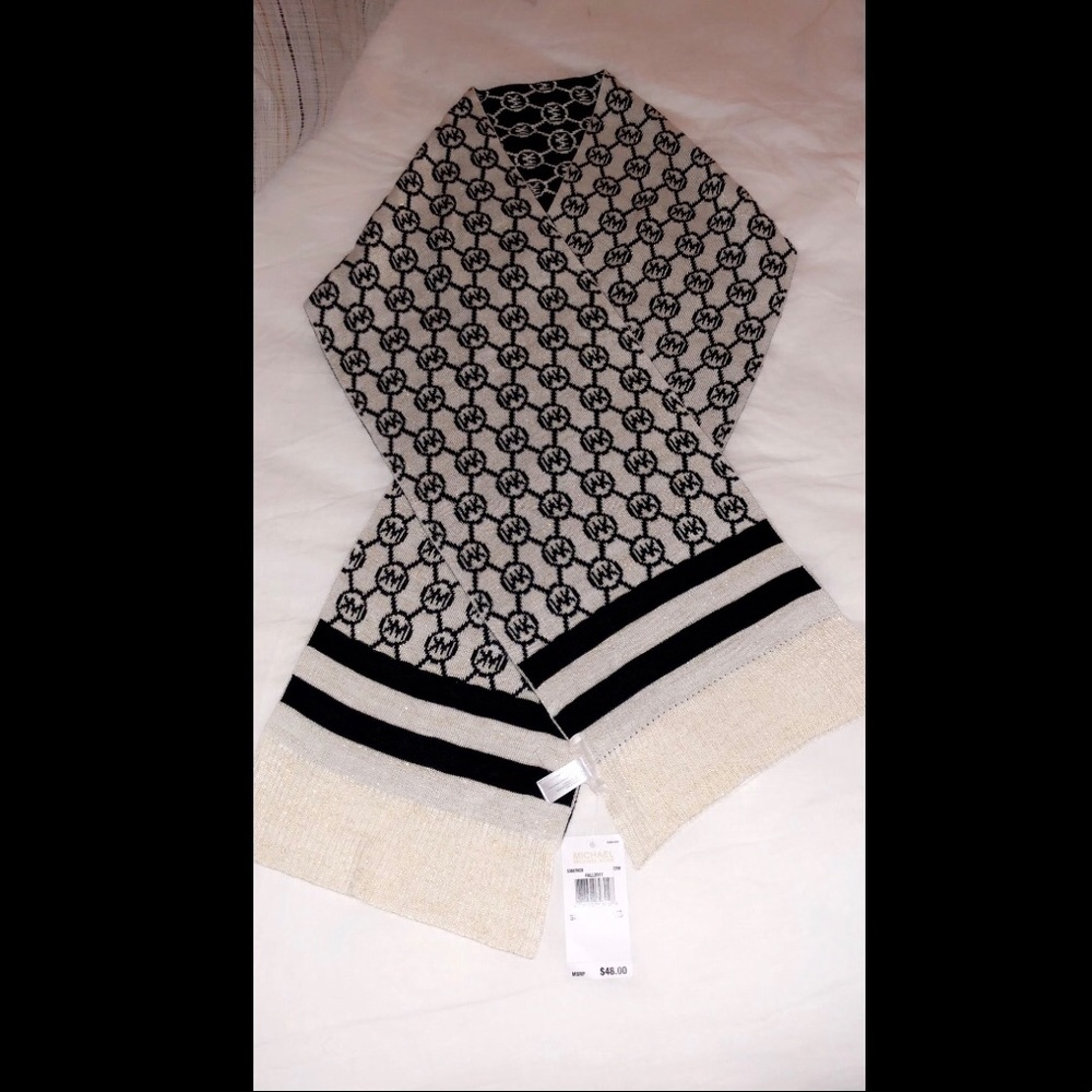 Michael Kors Scarf - Picture 2 of 6